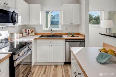 2101 N 55th Street #201, Seattle, WA 98103 - Photo 17