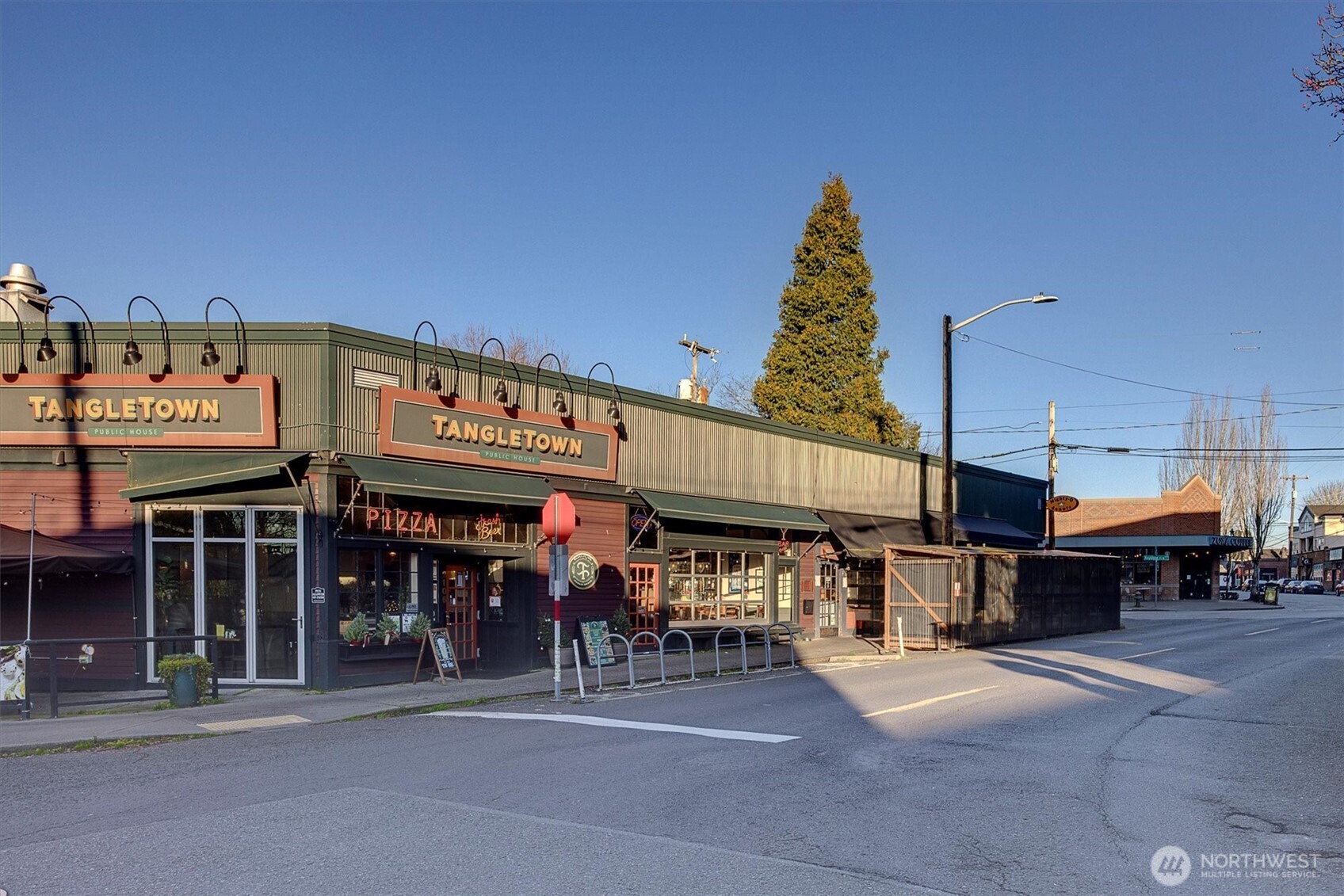 2101 N 55th Street #201, Seattle, WA 98103