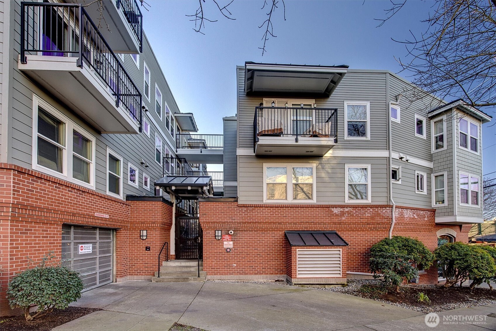 2101 N 55th Street #201, Seattle, WA 98103