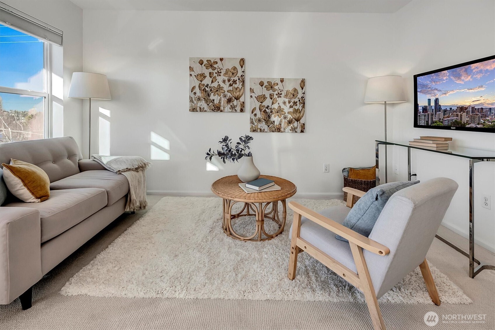 2101 N 55th Street #201, Seattle, WA 98103