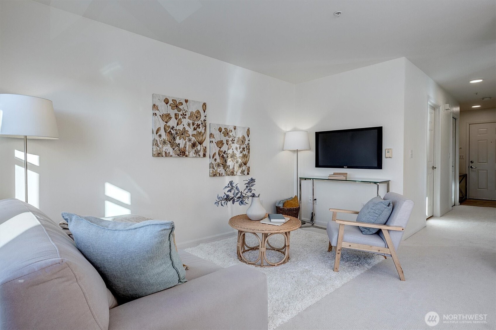 2101 N 55th Street #201, Seattle, WA 98103