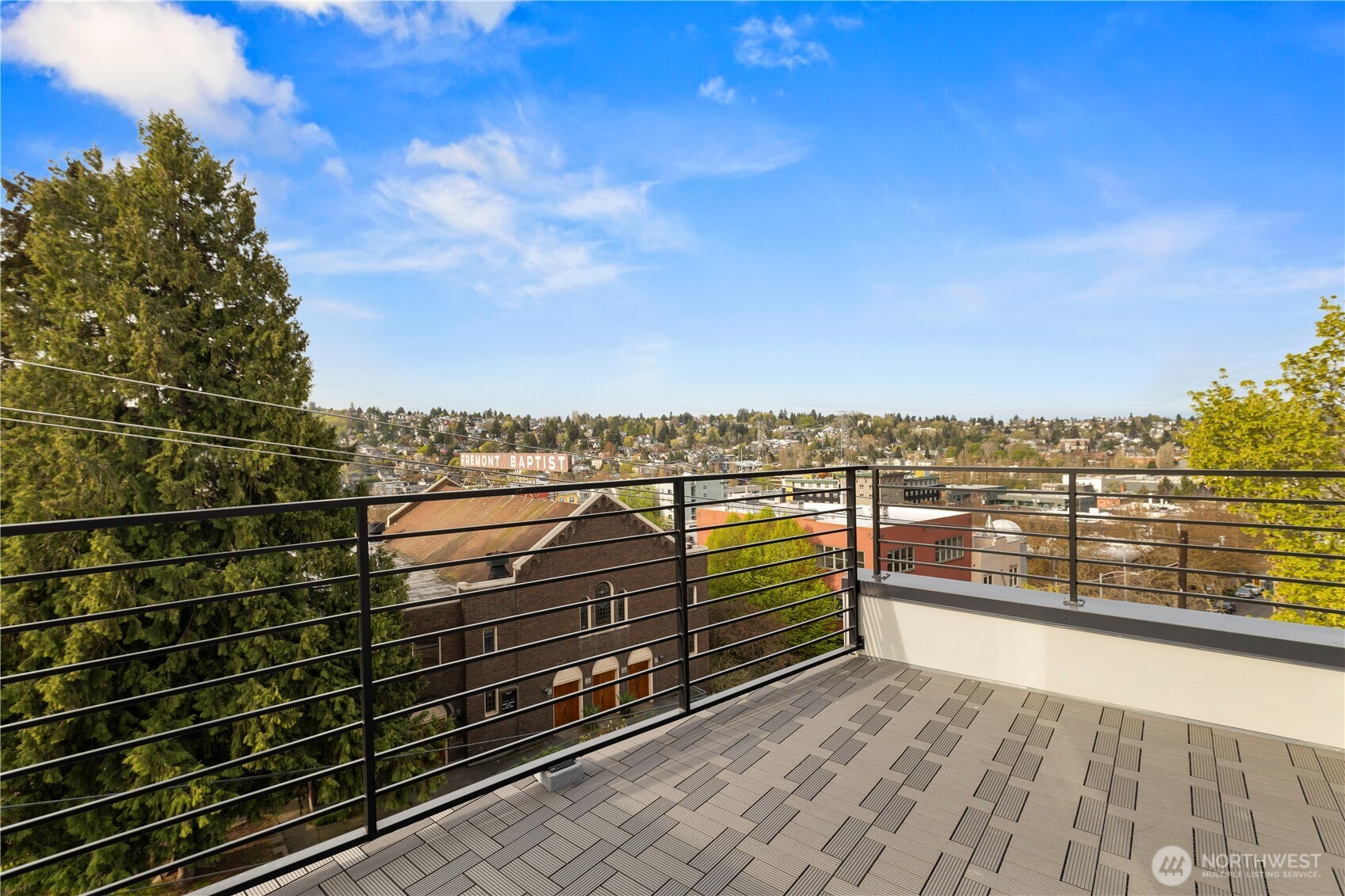 722 N 36th Street , Seattle, WA 98103