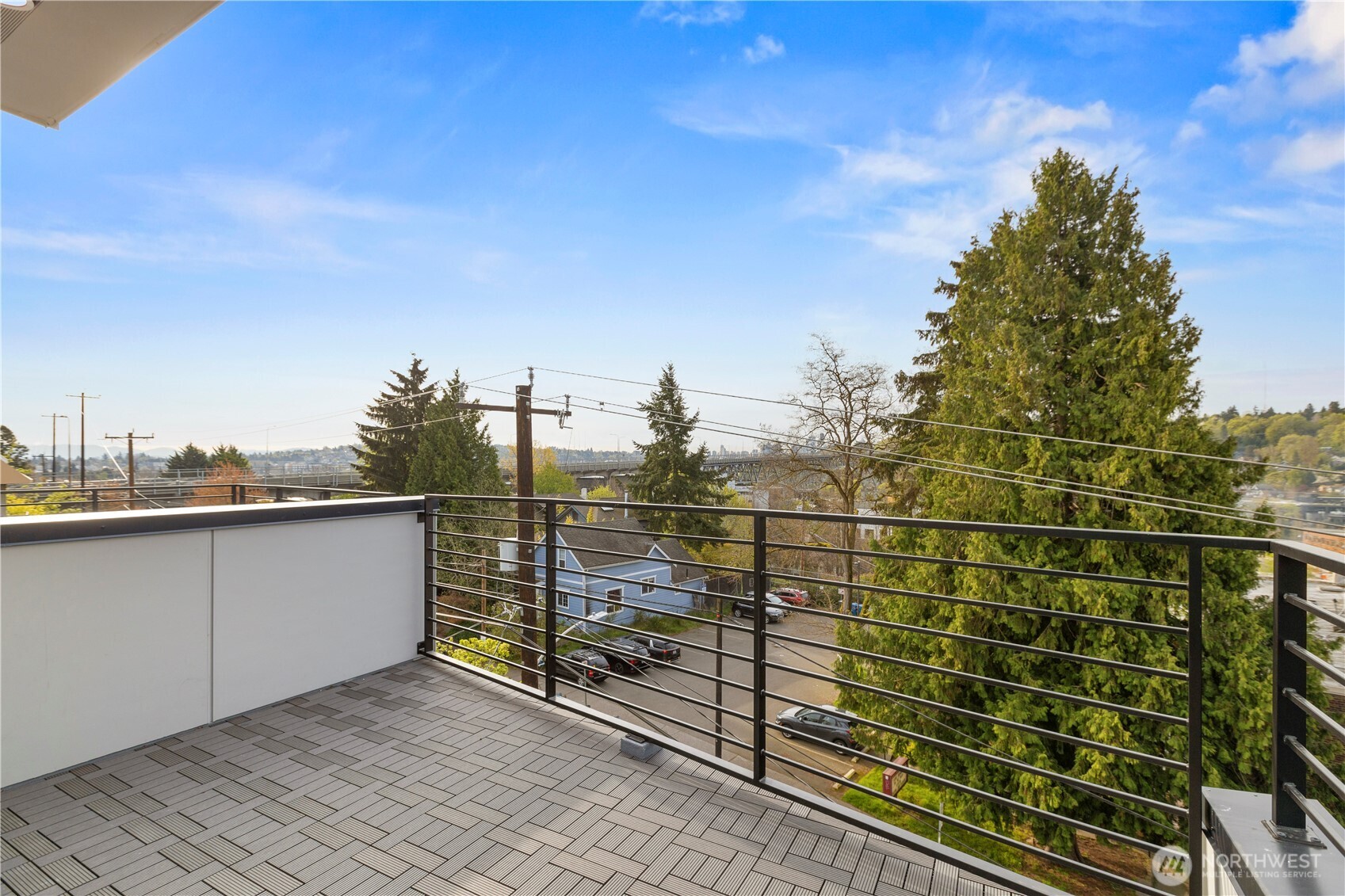 722 N 36th Street , Seattle, WA 98103
