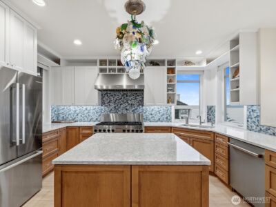 19126 Soundview Drive NW, Stanwood, WA 98292 - Photo 4