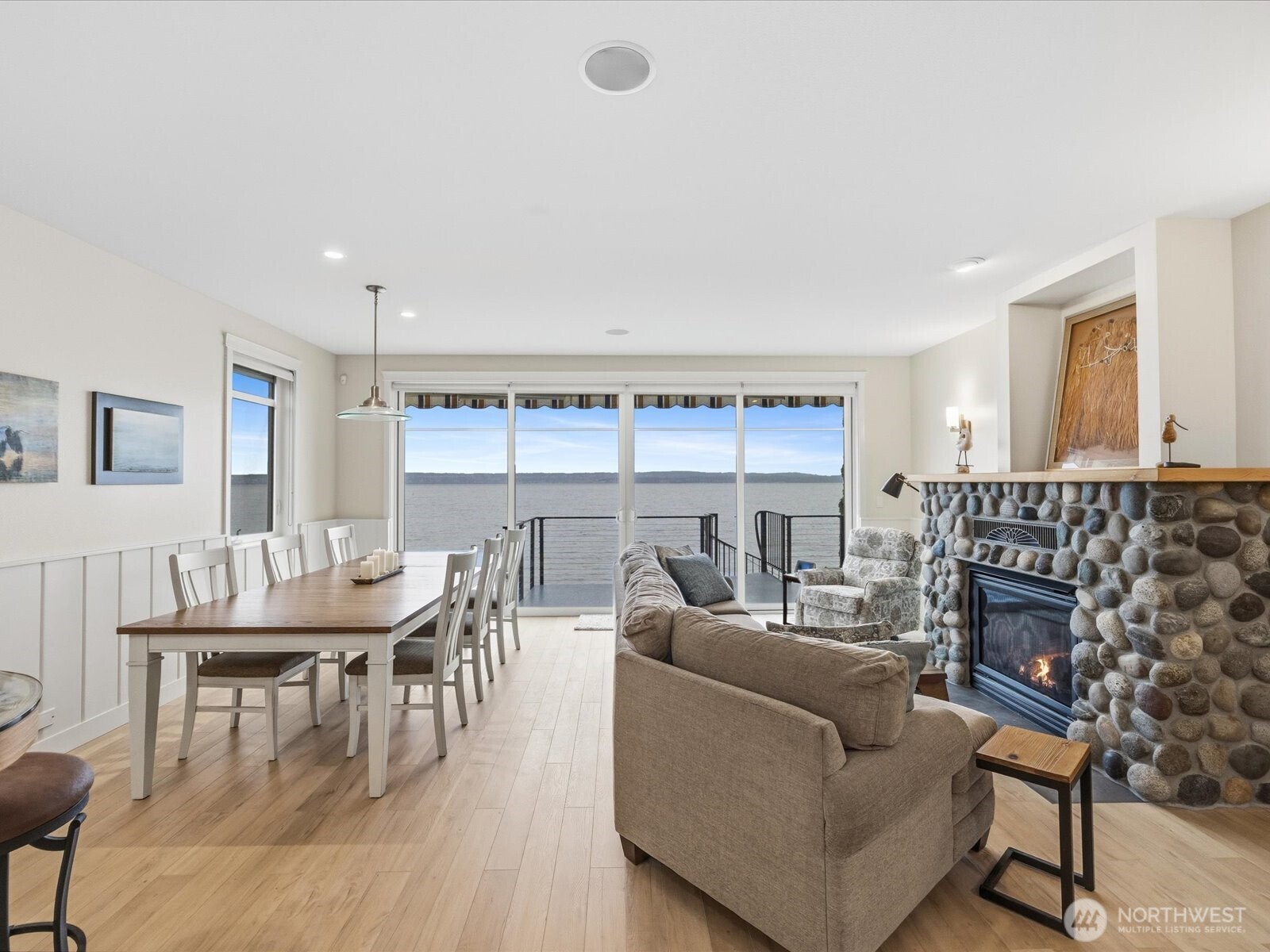 19126 Soundview Drive NW, Stanwood, WA 98292