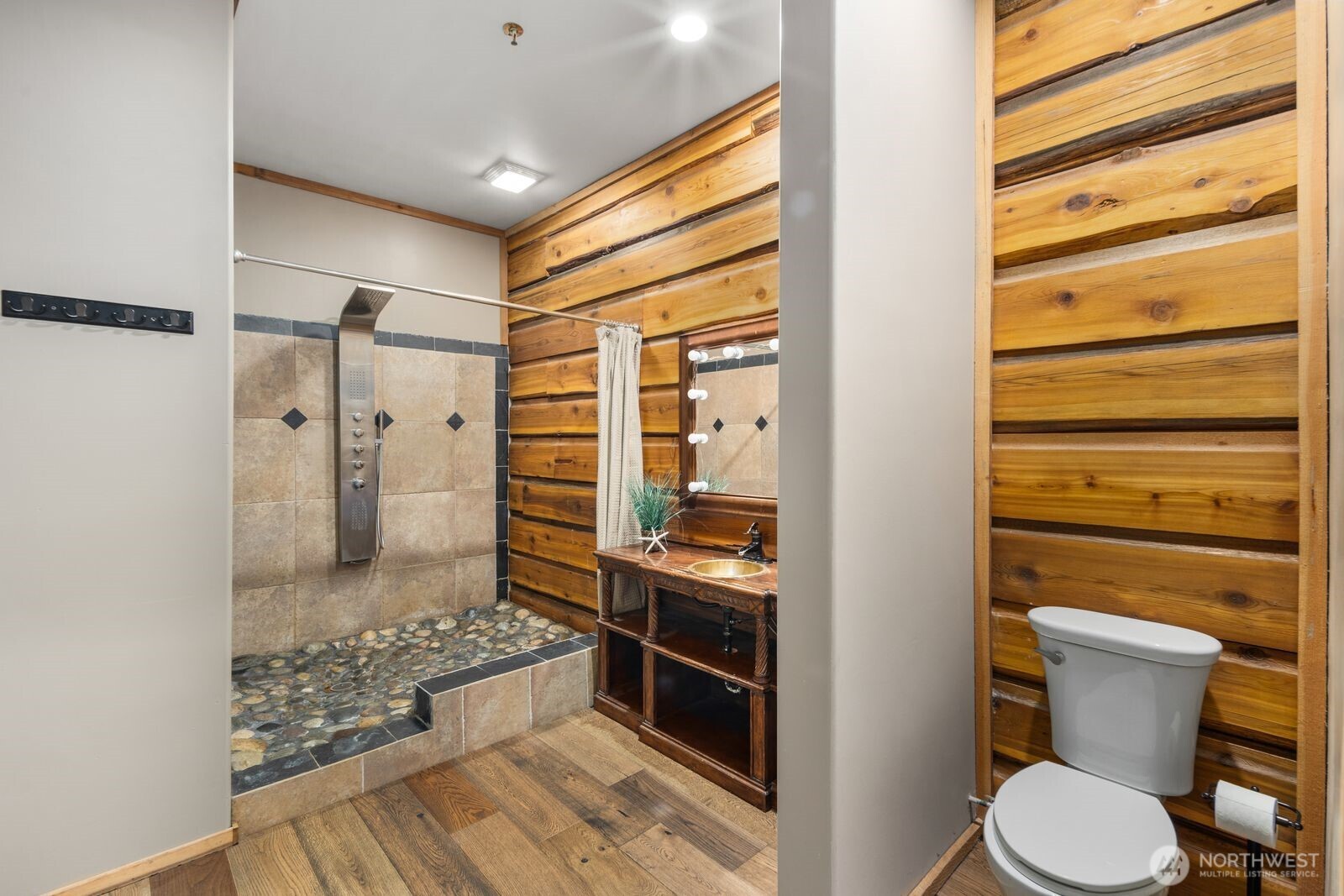 110 Groves Way , Port Ludlow, WA 98365