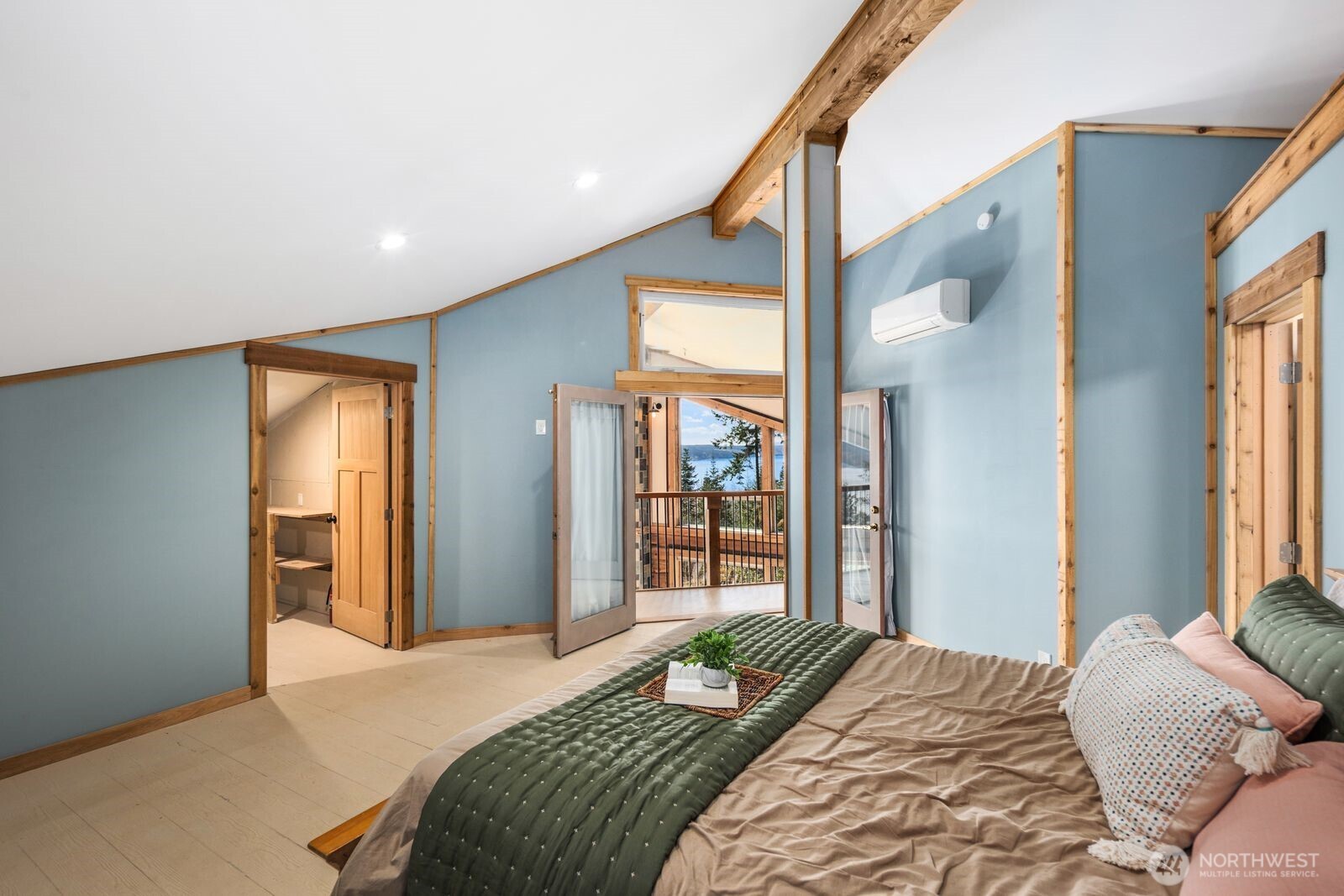 110 Groves Way , Port Ludlow, WA 98365
