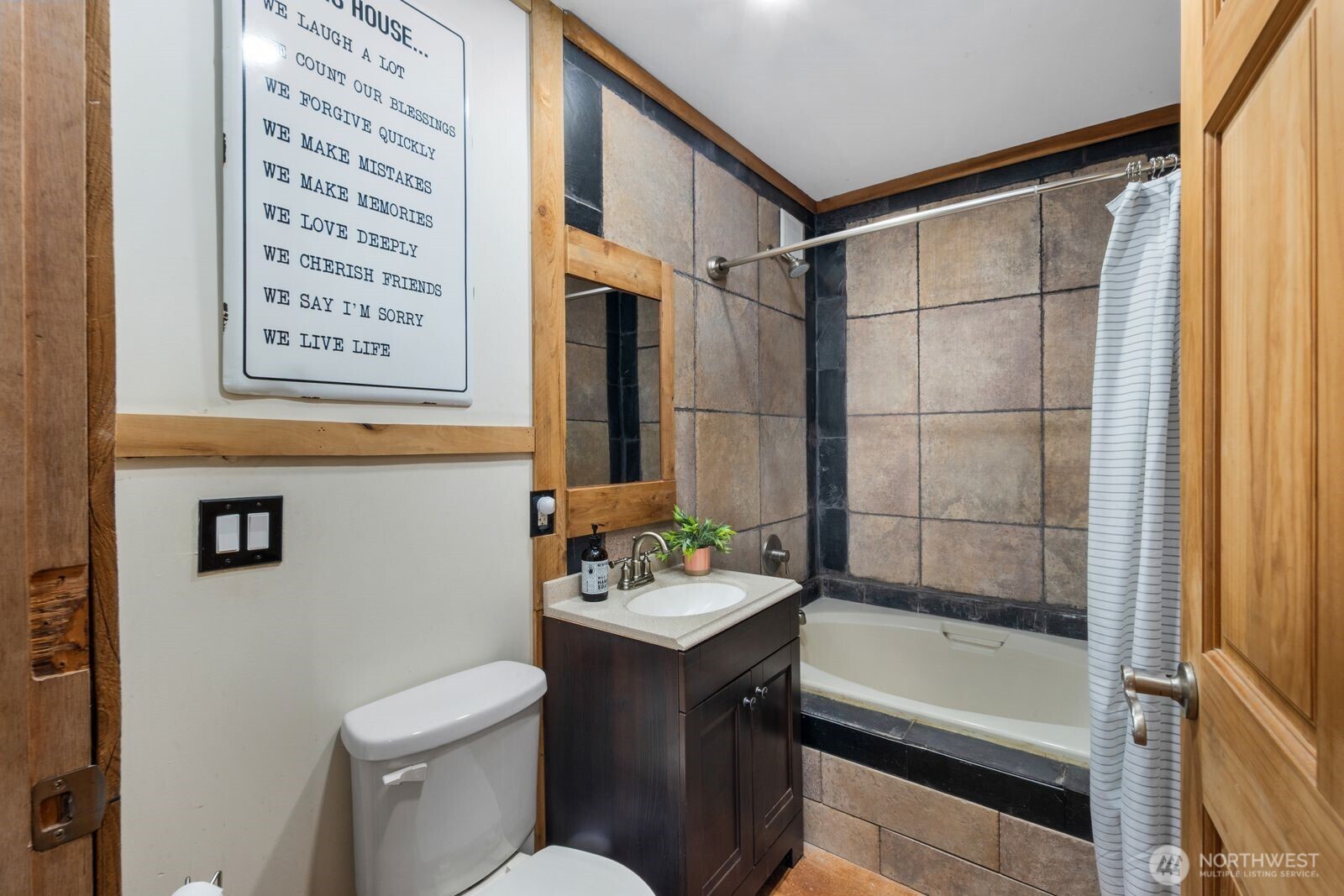 110 Groves Way , Port Ludlow, WA 98365