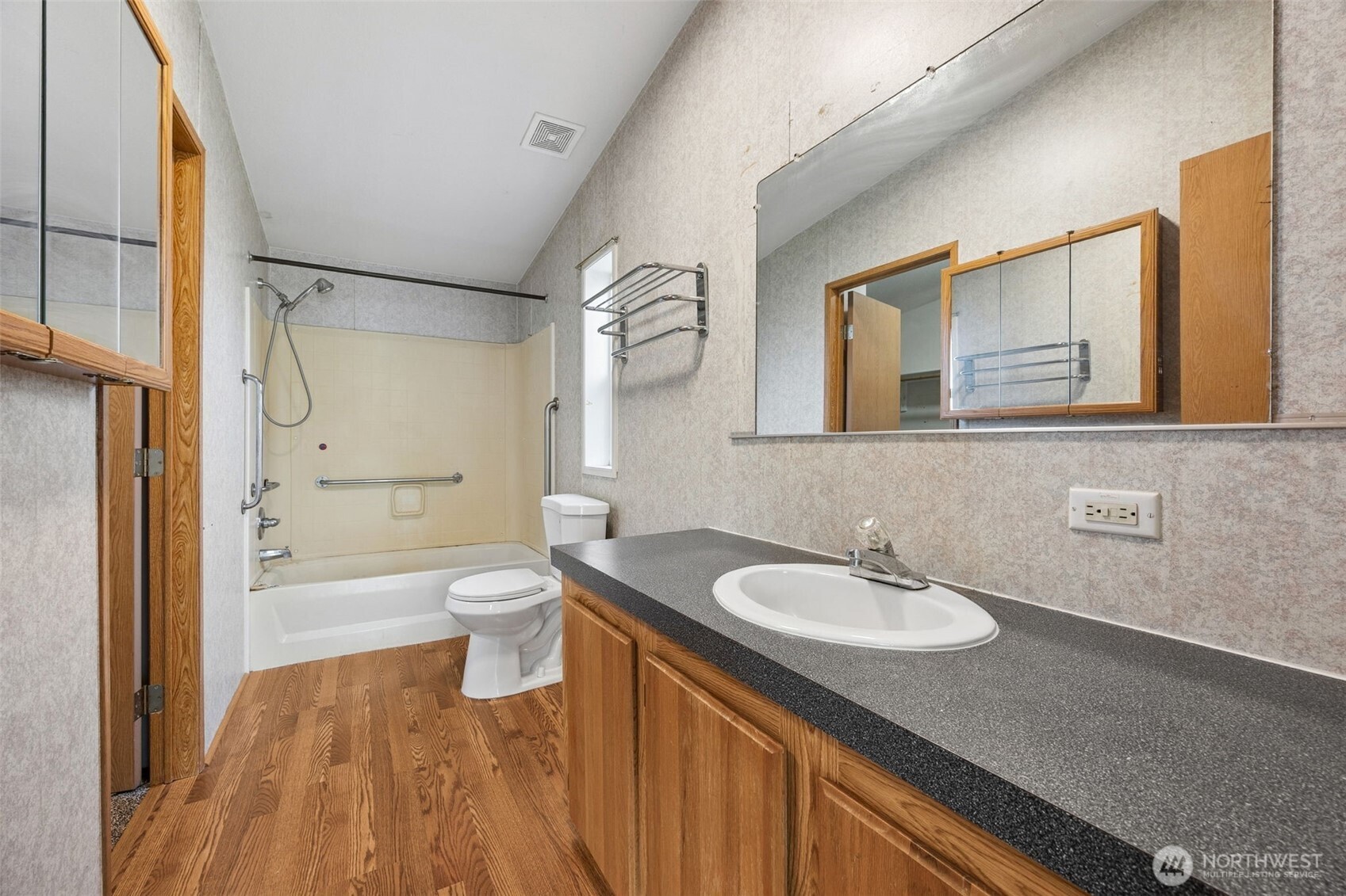 19115 Old Ranch Lane SW, Rochester, WA 98579