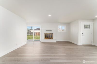 916 E Johnson Avenue , Chelan, WA 98816 - Photo 15