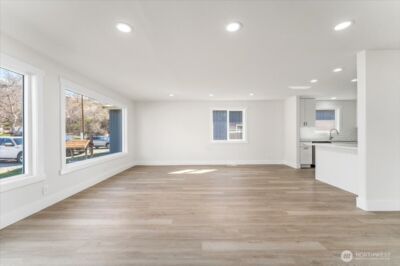 916 E Johnson Avenue , Chelan, WA 98816 - Photo 18