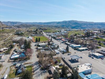 916 E Johnson Avenue , Chelan, WA 98816 - Photo 36