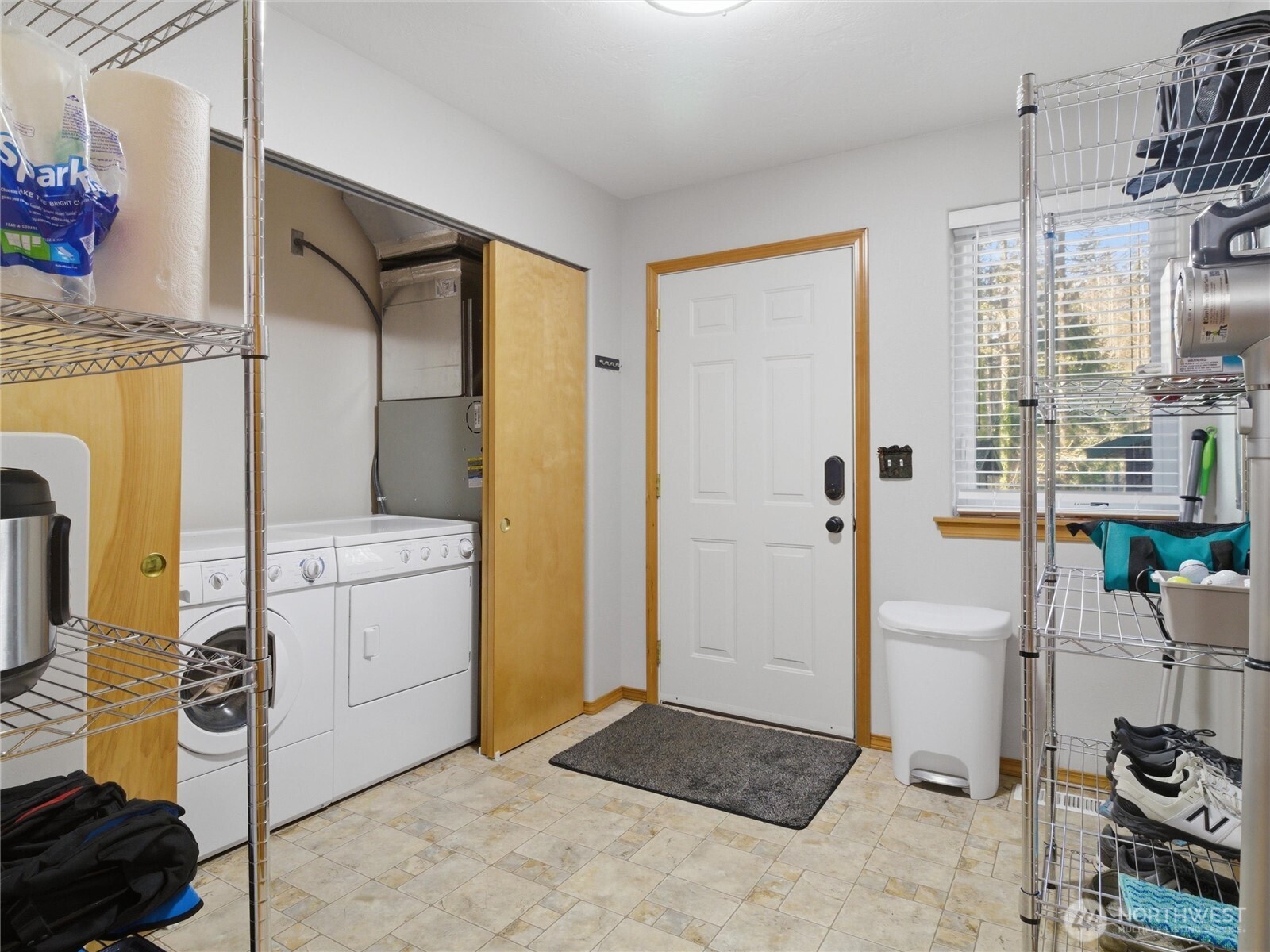 361 N Duckabush Drive E, Hoodsport, WA 98548