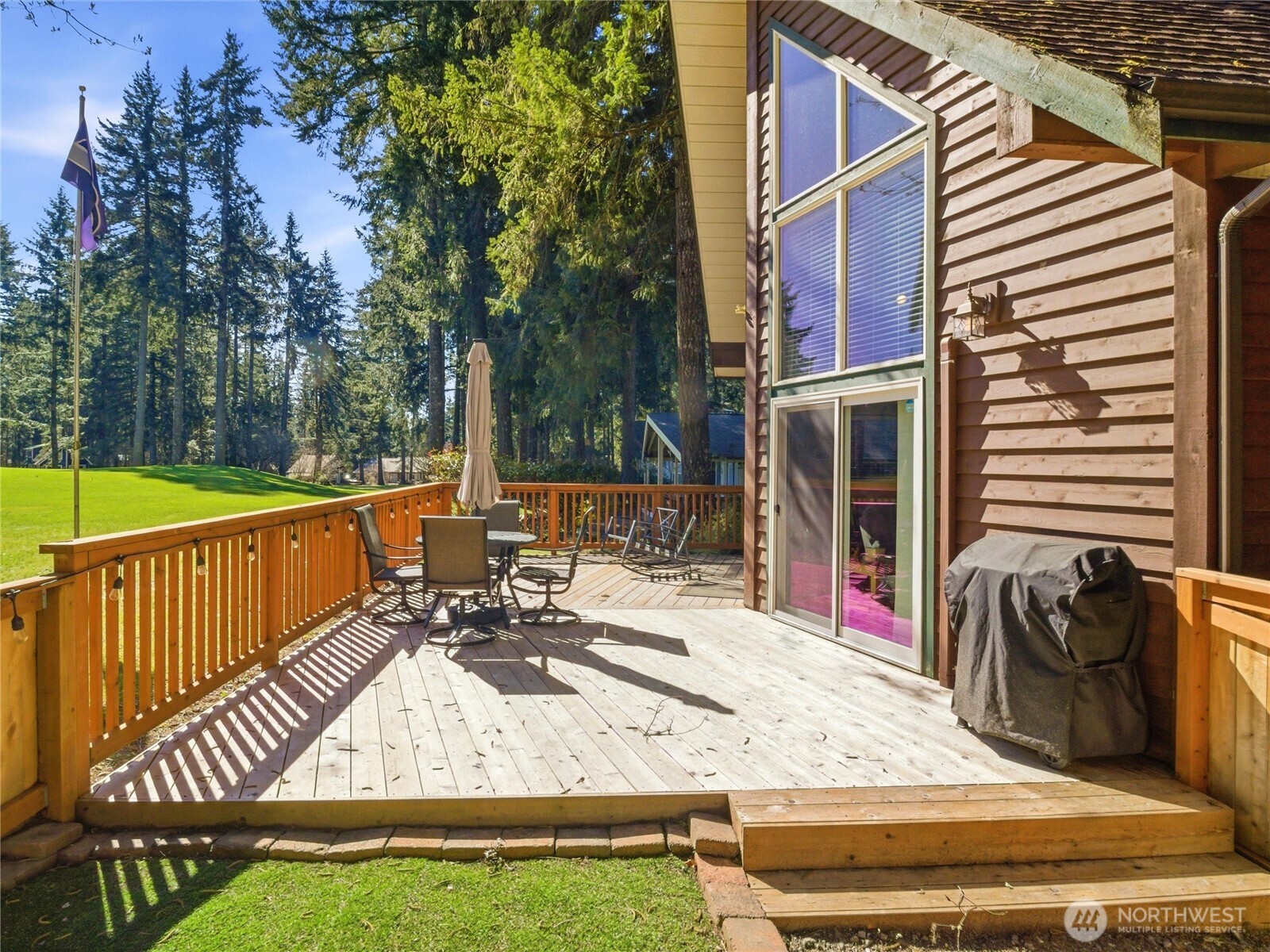 361 N Duckabush Drive E, Hoodsport, WA 98548