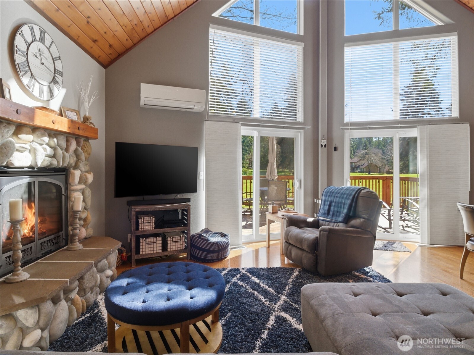 361 N Duckabush Drive E, Hoodsport, WA 98548