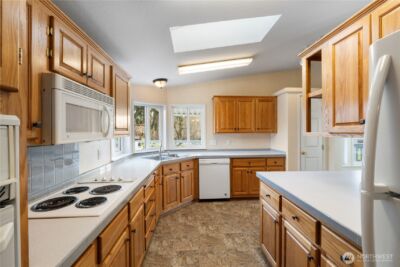 14002 70th Street Ct E, Sumner, WA 98390 - Photo 22