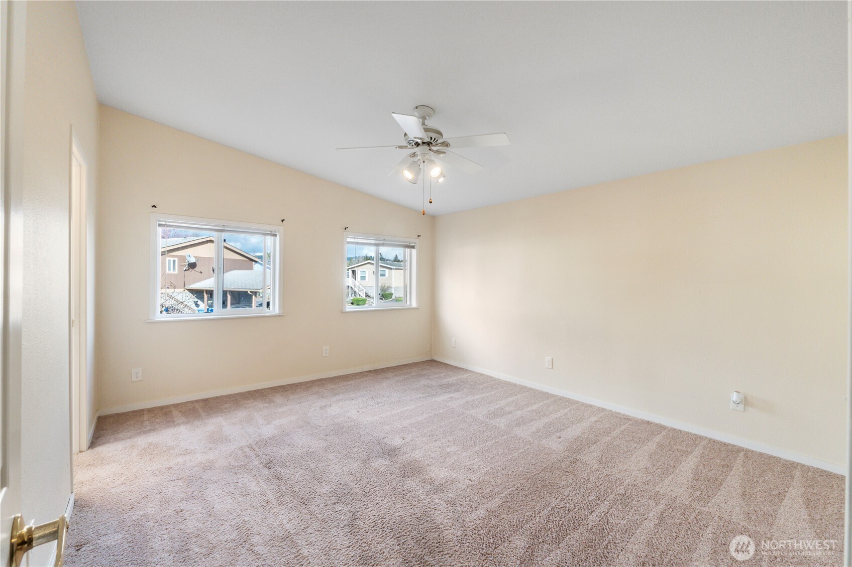 14002 70th Street Ct E, Sumner, WA 98390