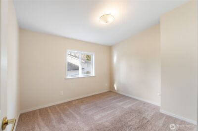 14002 70th Street Ct E, Sumner, WA 98390 - Photo 32