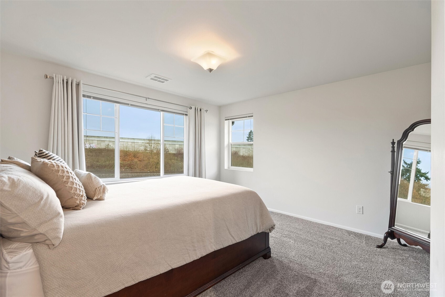 3414 30th Drive , Everett, WA 98201
