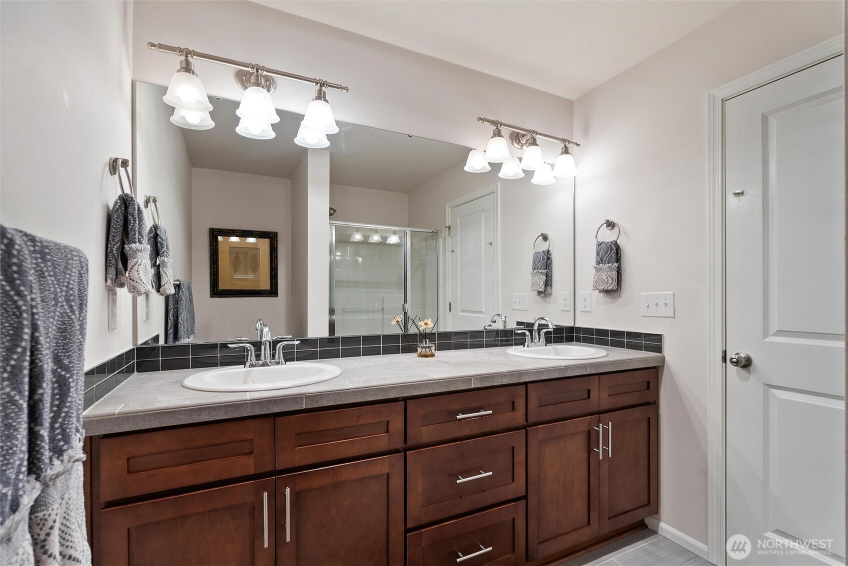 3414 30th Drive , Everett, WA 98201