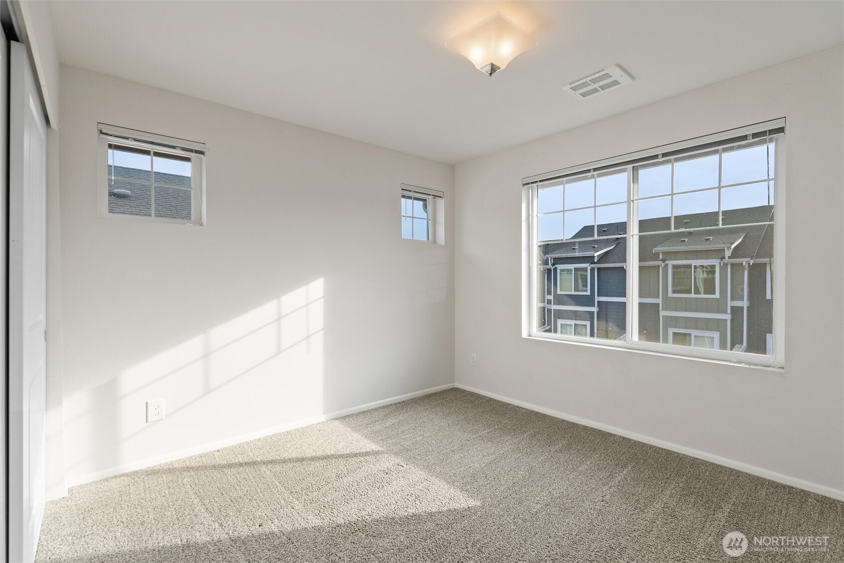 3414 30th Drive , Everett, WA 98201