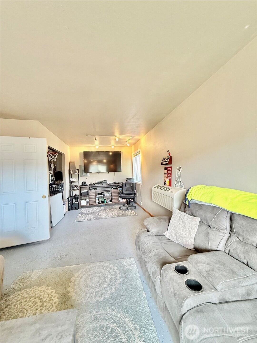 4 River Overlook Street , Omak, WA 98841
