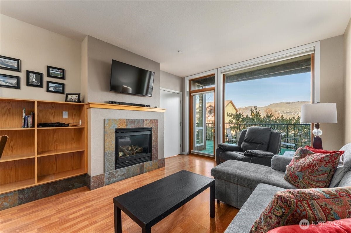 2220 W Woodin Avenue #110, Chelan, WA 98816