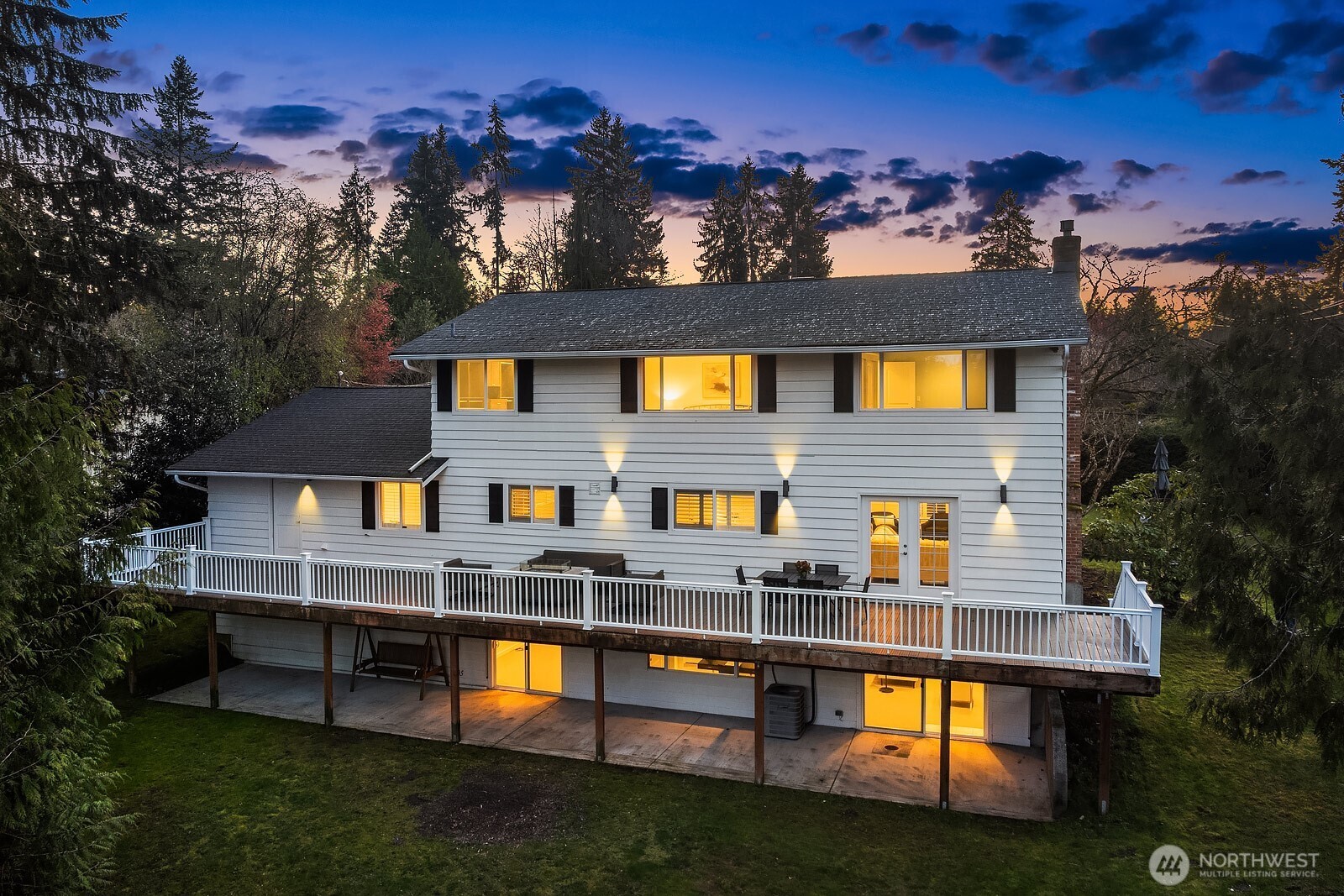 2650 79th Avenue NE, Medina, WA 98039