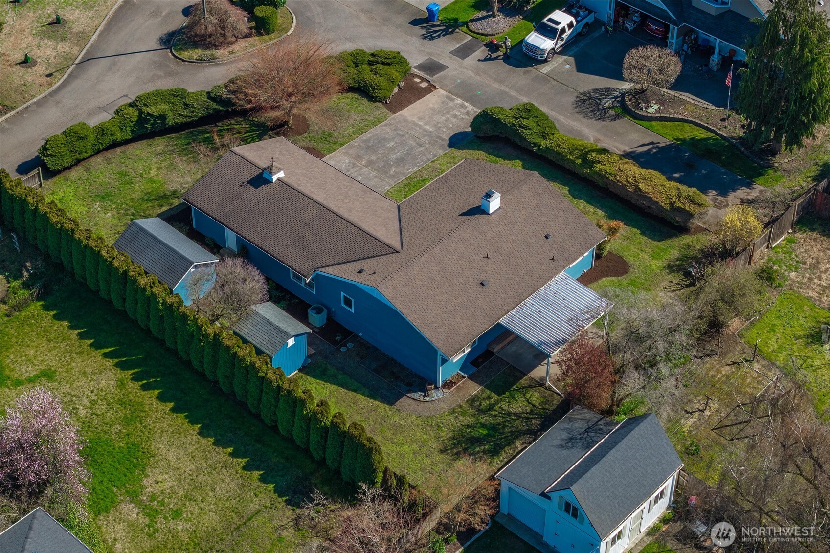 1825 Rainier Court , Sumner, WA 98390