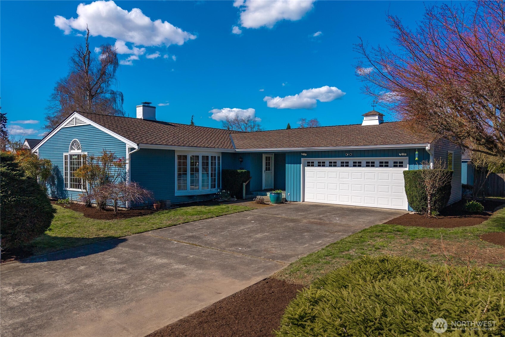 1825 Rainier Court , Sumner, WA 98390