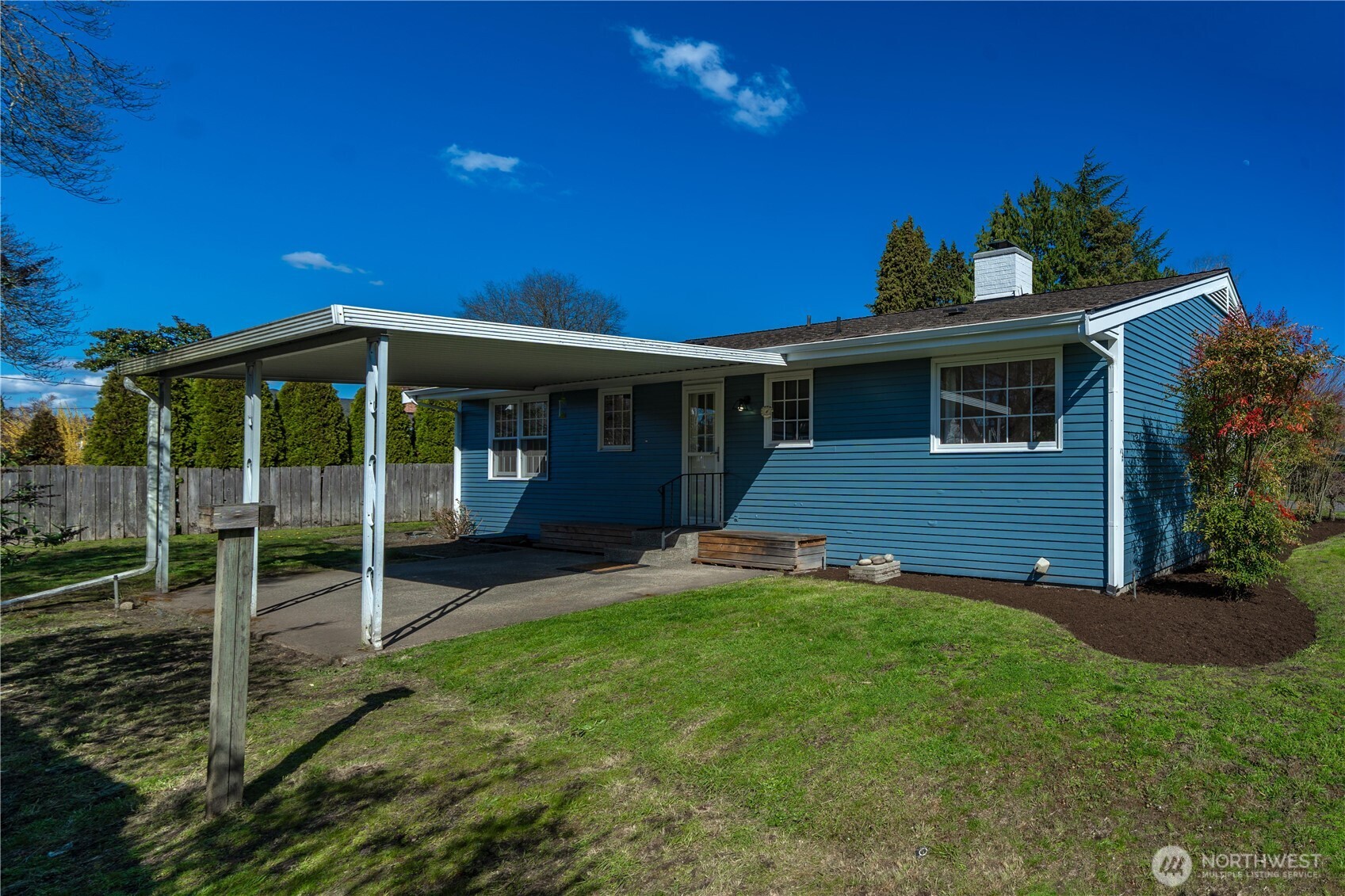 1825 Rainier Court , Sumner, WA 98390