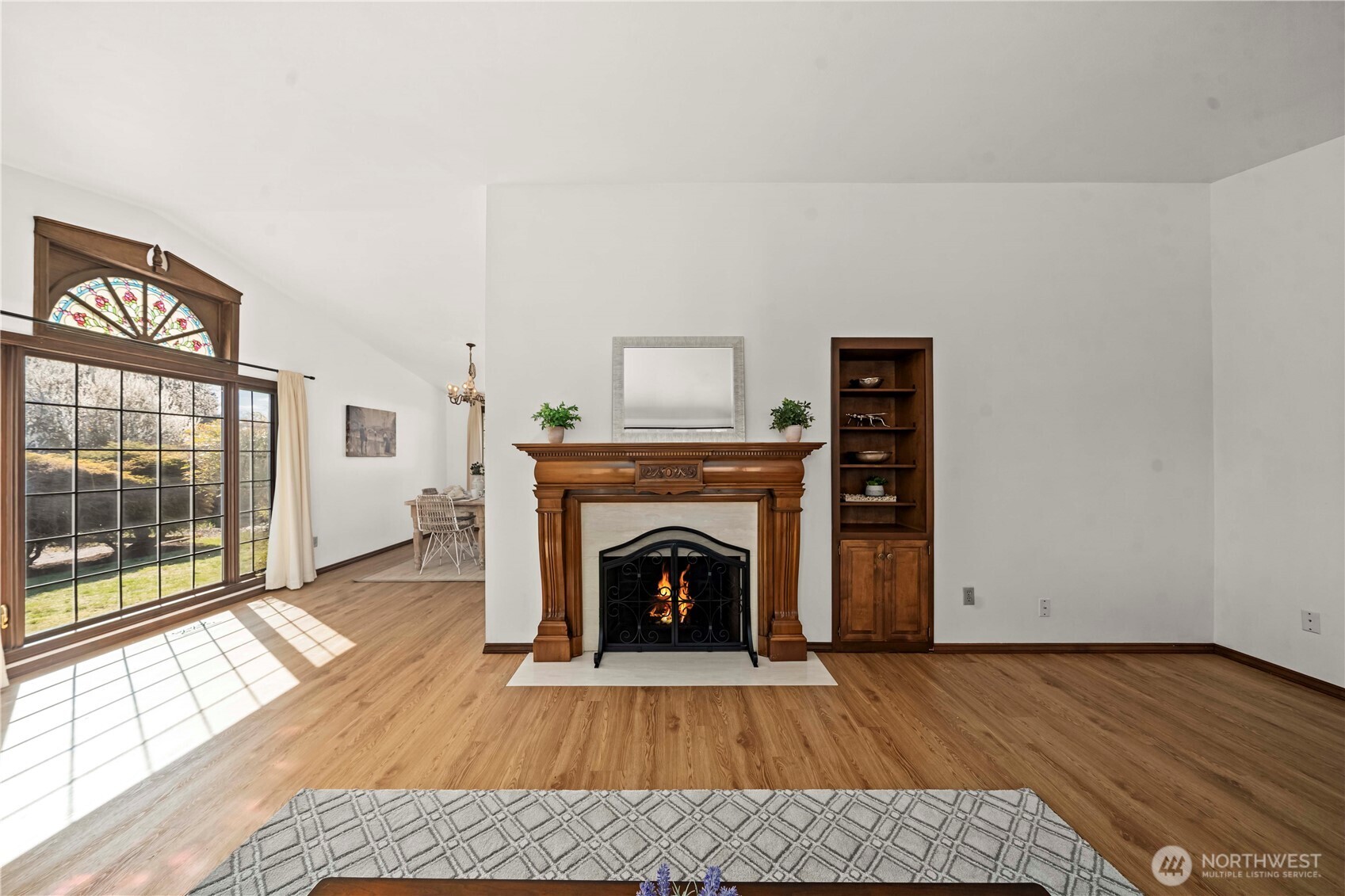 1825 Rainier Court , Sumner, WA 98390