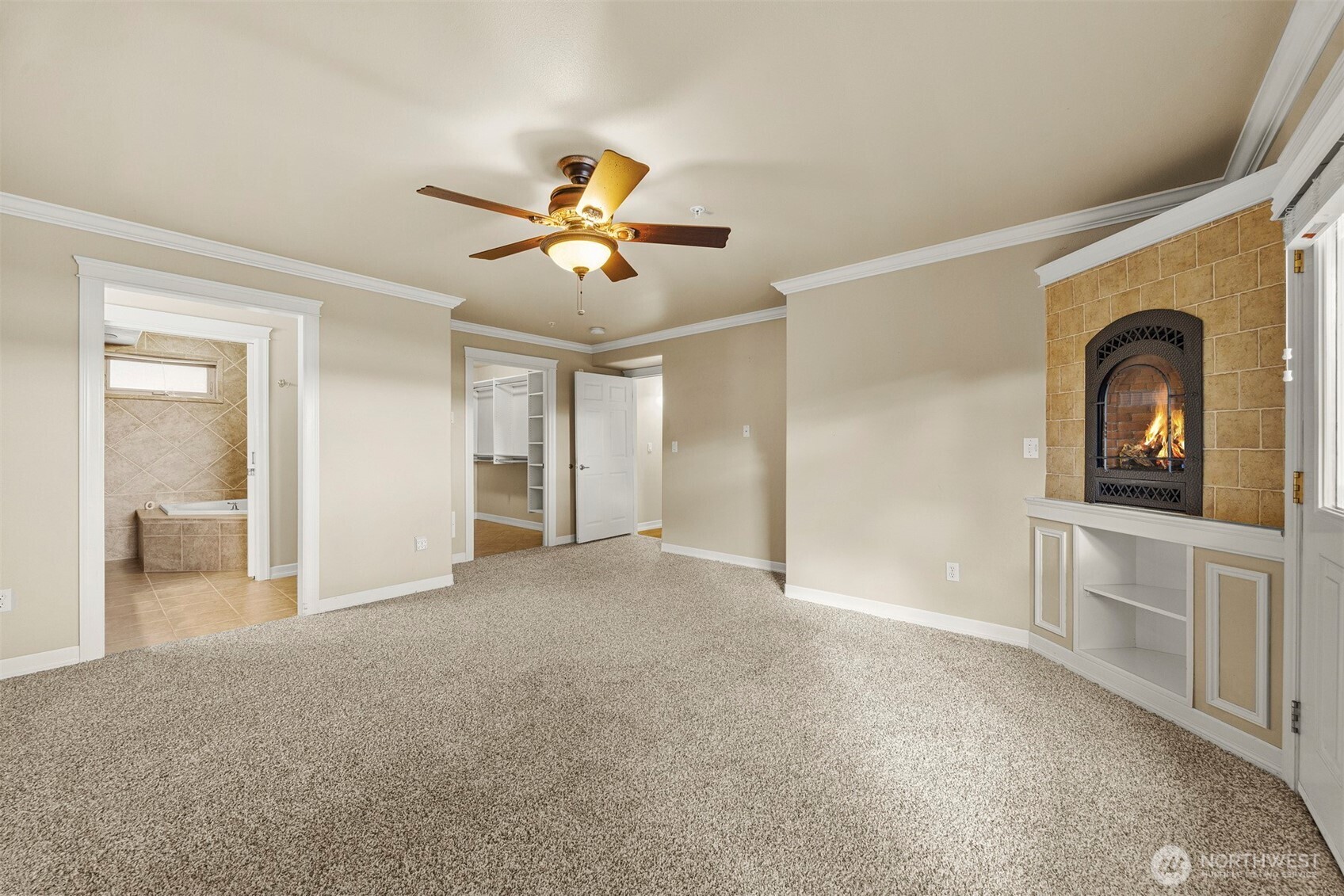 1300 Peace Portal Drive #106, Blaine, WA 98230