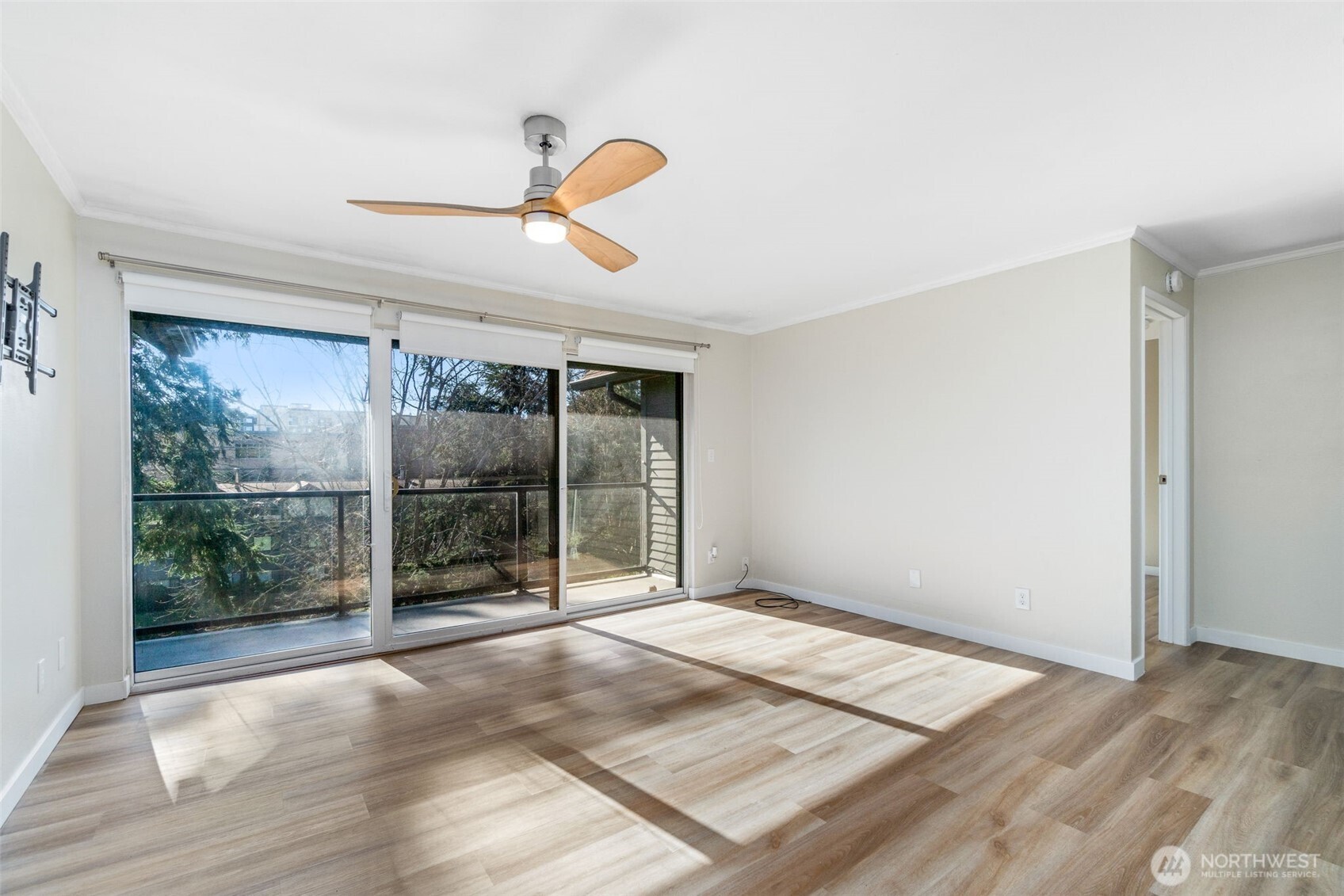 19428 Aurora Avenue N #431, Shoreline, WA 98133