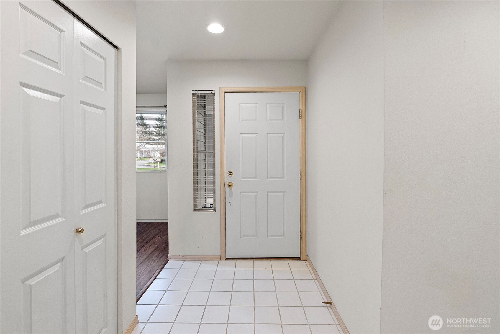 9738 Sea Isle Lane NW, Silverdale, WA 98383