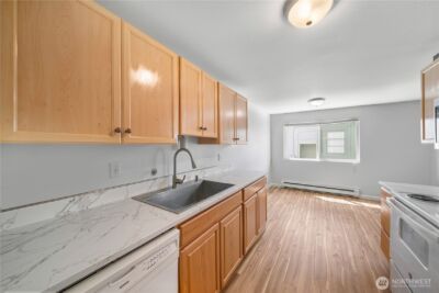 11556 Greenwood Avenue N #105, Seattle, WA 98133 - Photo 18