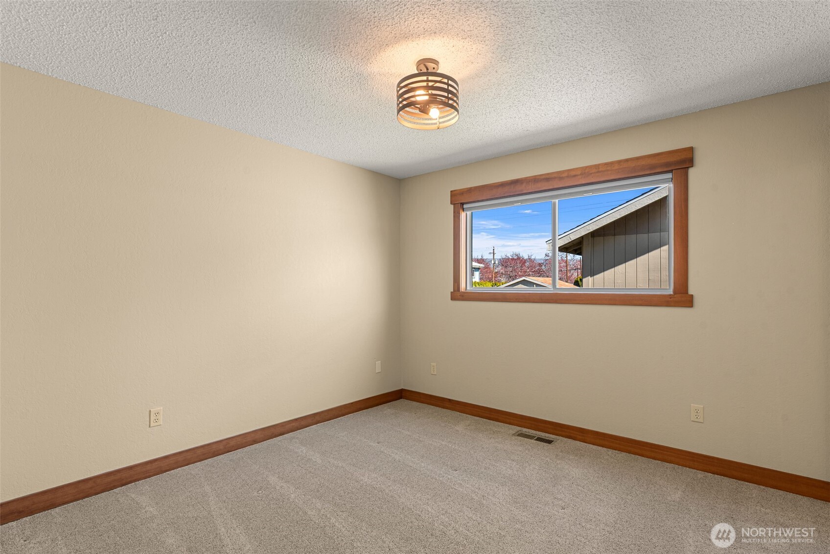 1308 Seneca Avenue S, Wenatchee, WA 98801