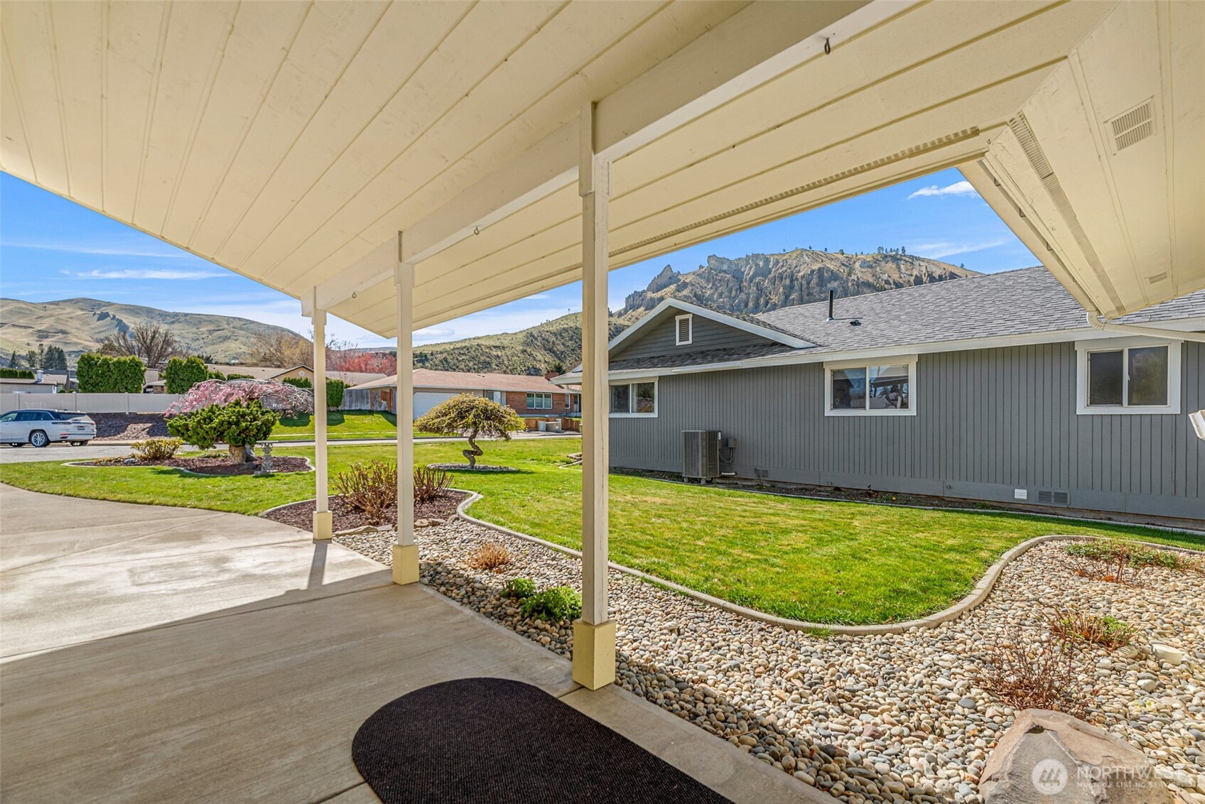1308 Seneca Avenue S, Wenatchee, WA 98801