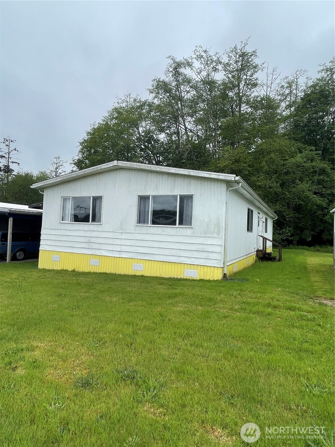 1050 Howard Street #10, Raymond, WA 98577