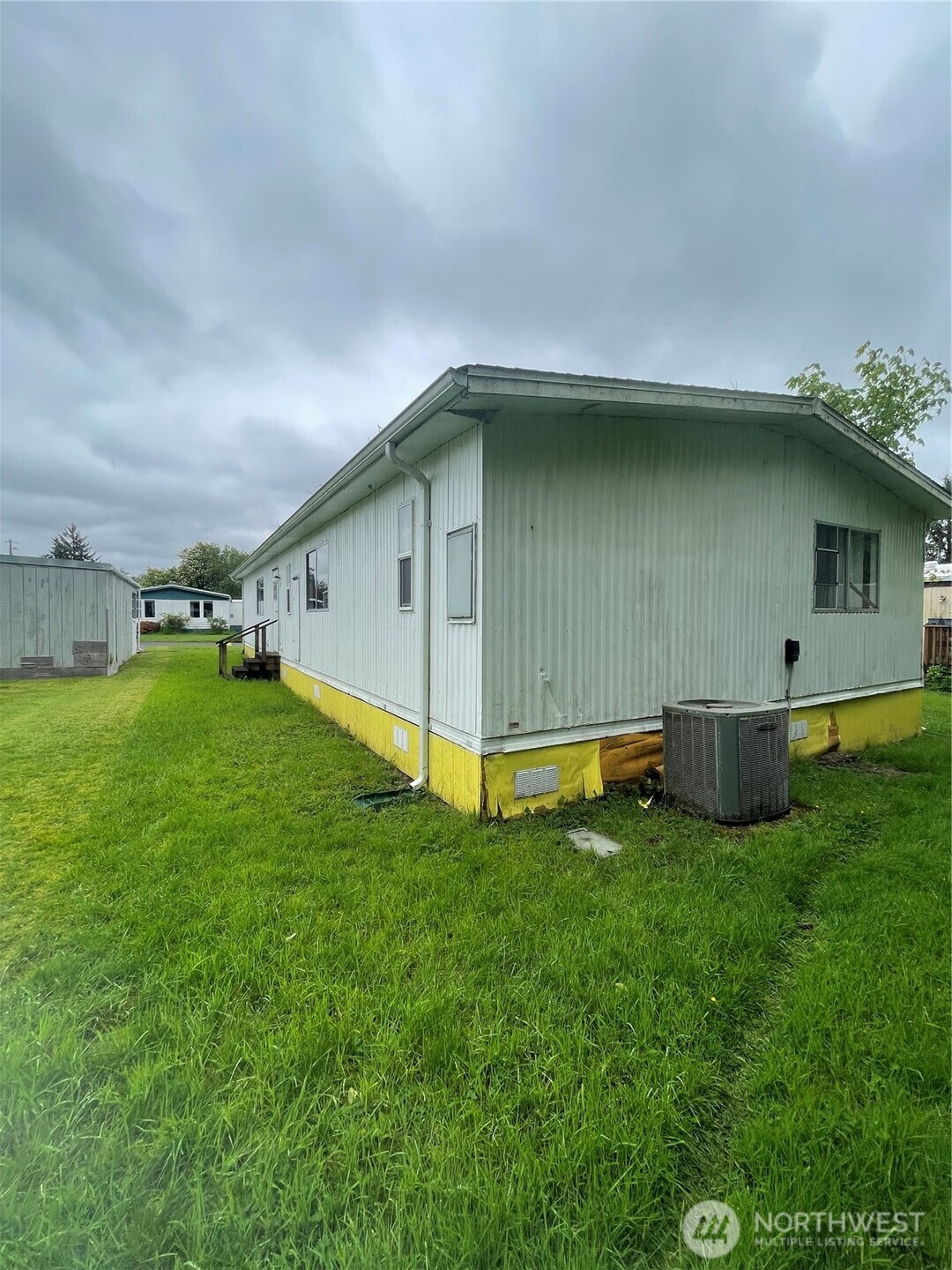 1050 Howard Street #10, Raymond, WA 98577