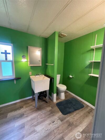 1050 Howard Street #10, Raymond, WA 98577 - Photo 7