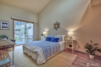 909 N 35TH Street #402, Seattle, WA 98103-8863 - Photo 15