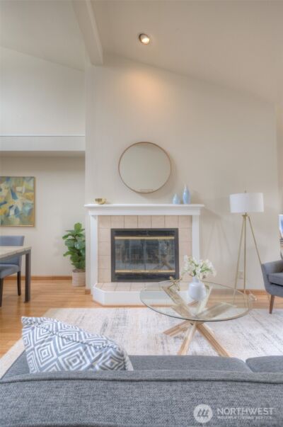 909 N 35TH Street #402, Seattle, WA 98103-8863 - Photo 7