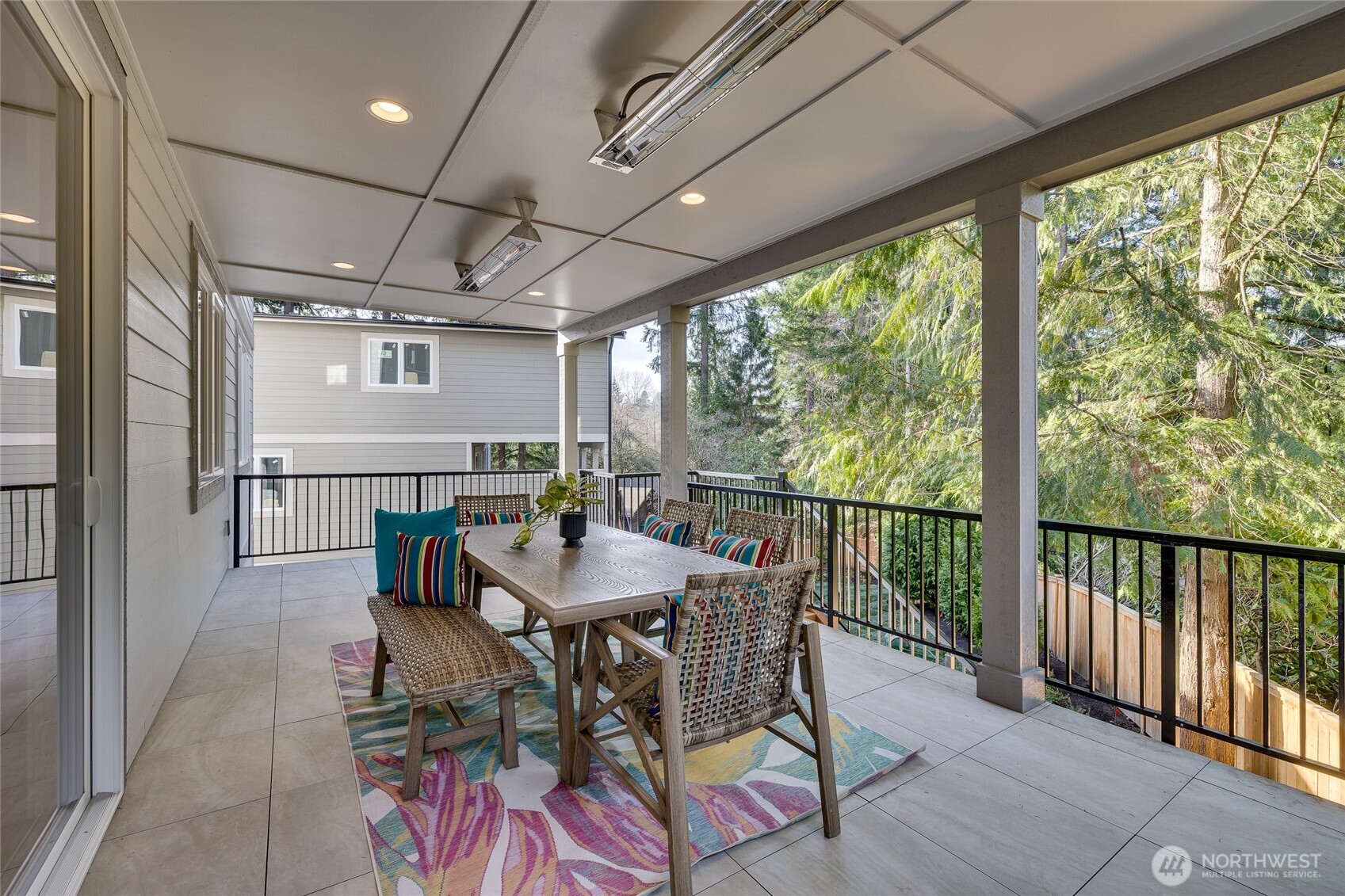 815 130th Avenue NE, Bellevue, WA 98005