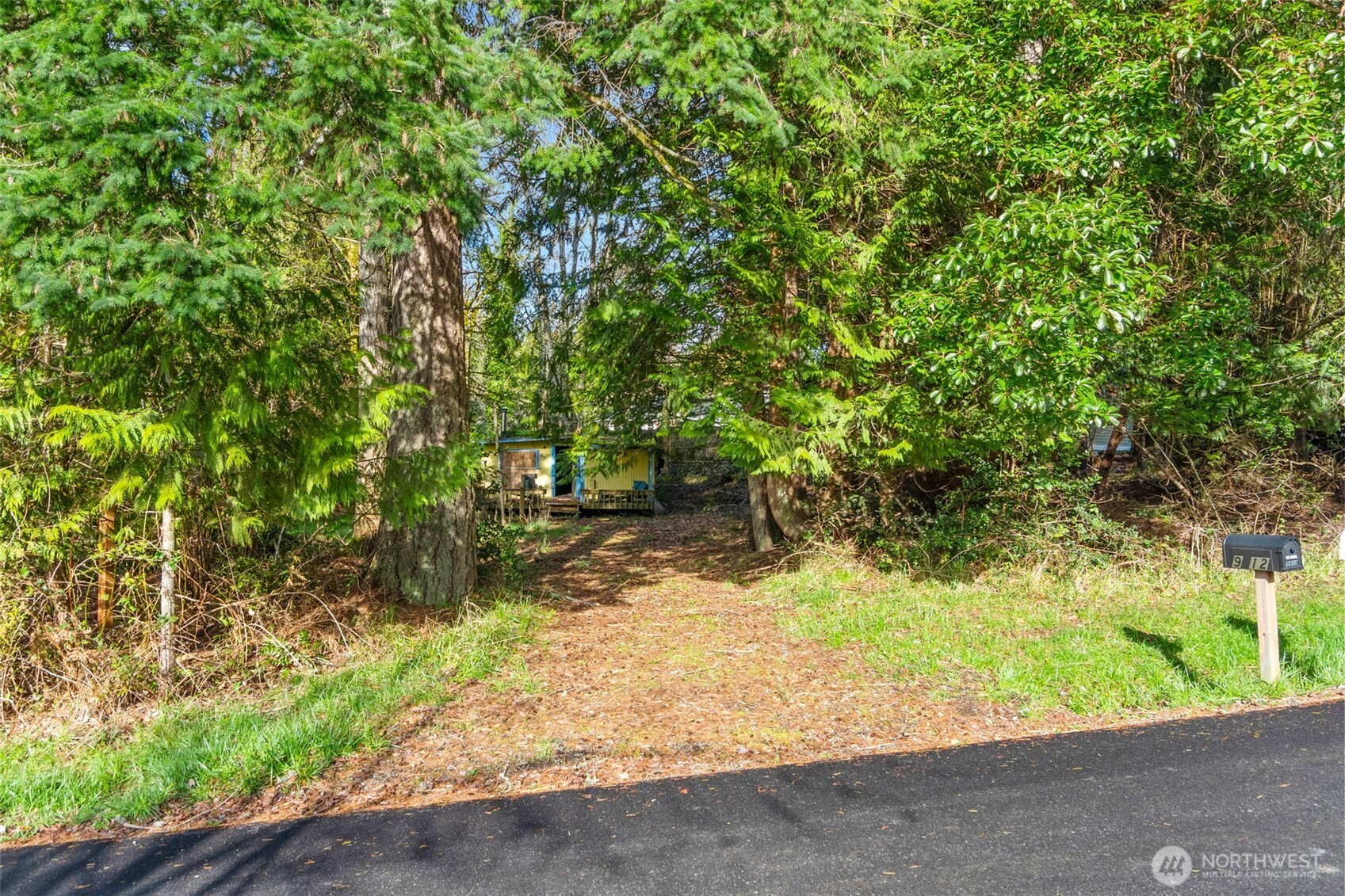 9733 Lookout Drive NW, Olympia, WA 98502