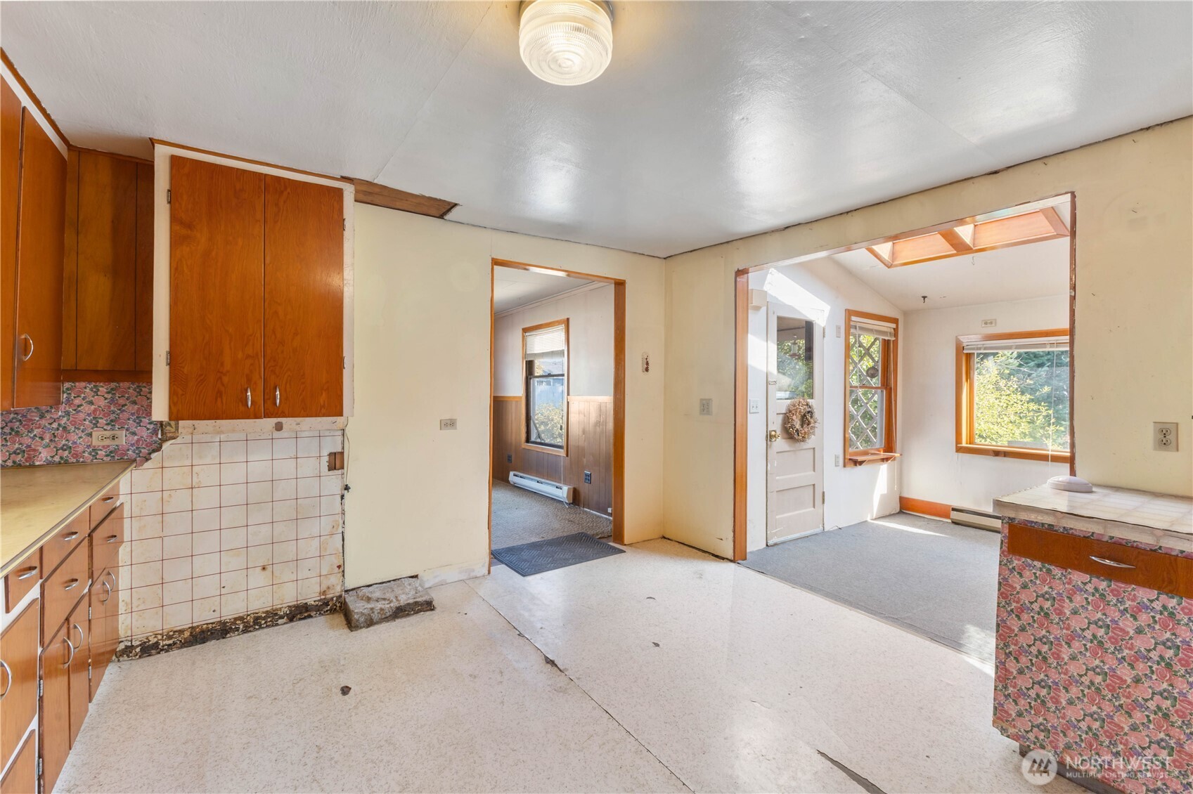 111 4th Avenue SW, Pacific, WA 98047