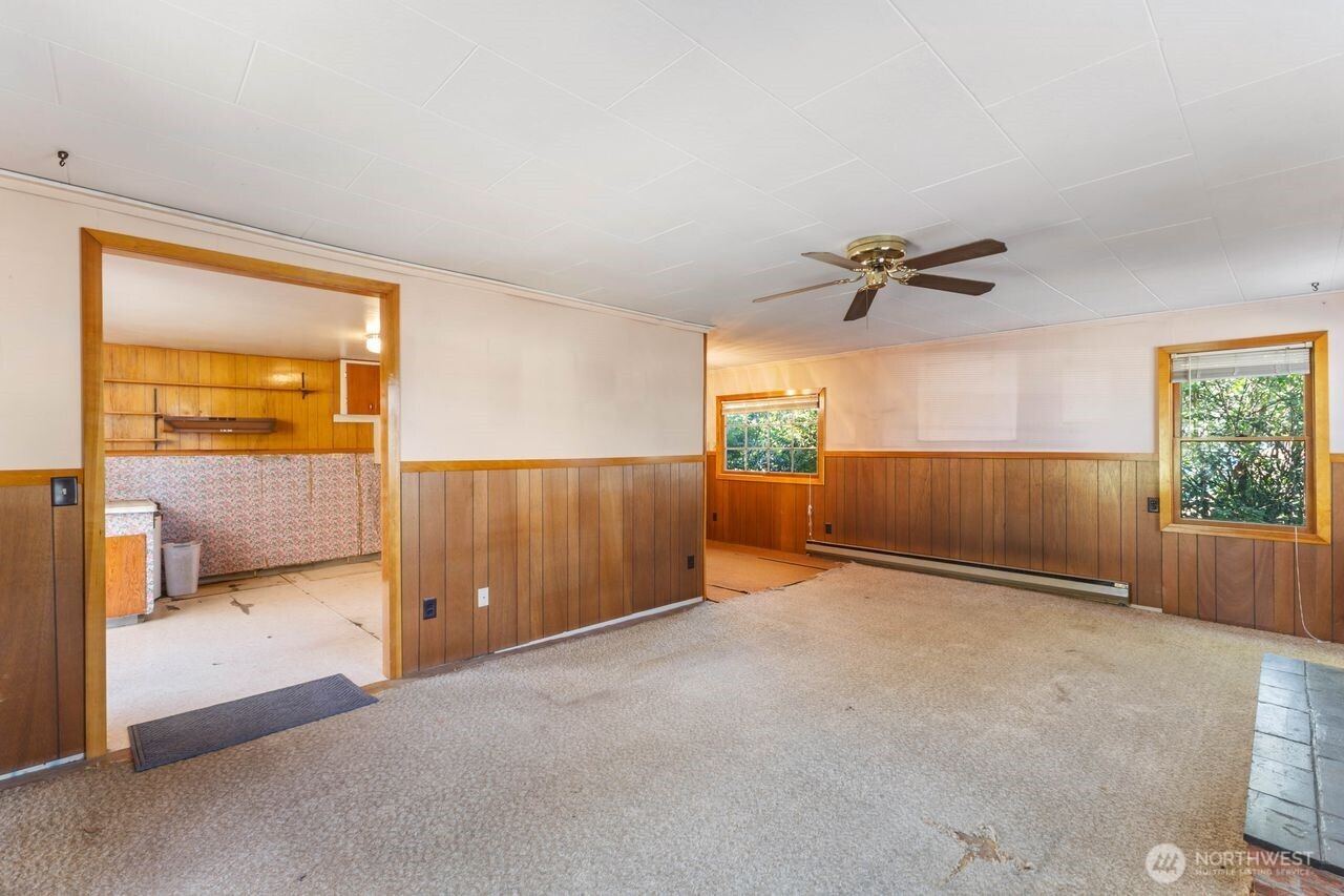 111 4th Avenue SW, Pacific, WA 98047