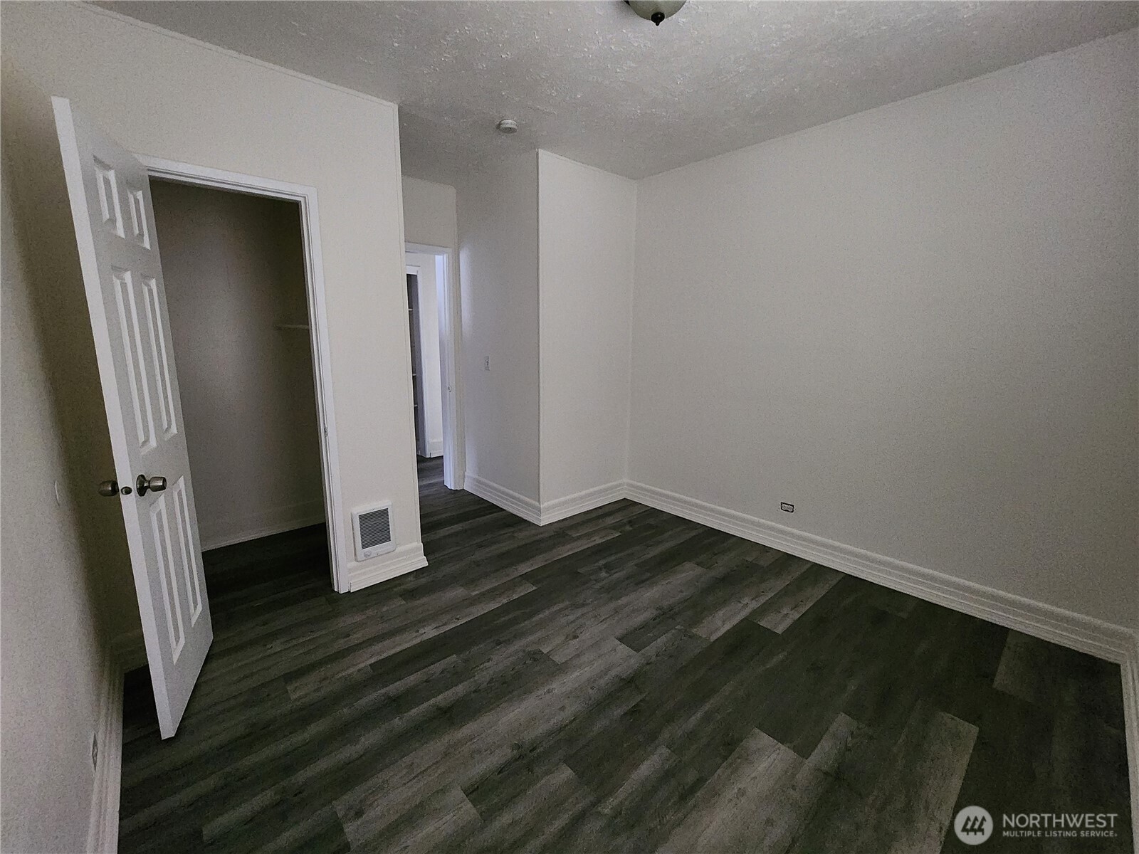 681 State Route 7 , Morton, WA 98356