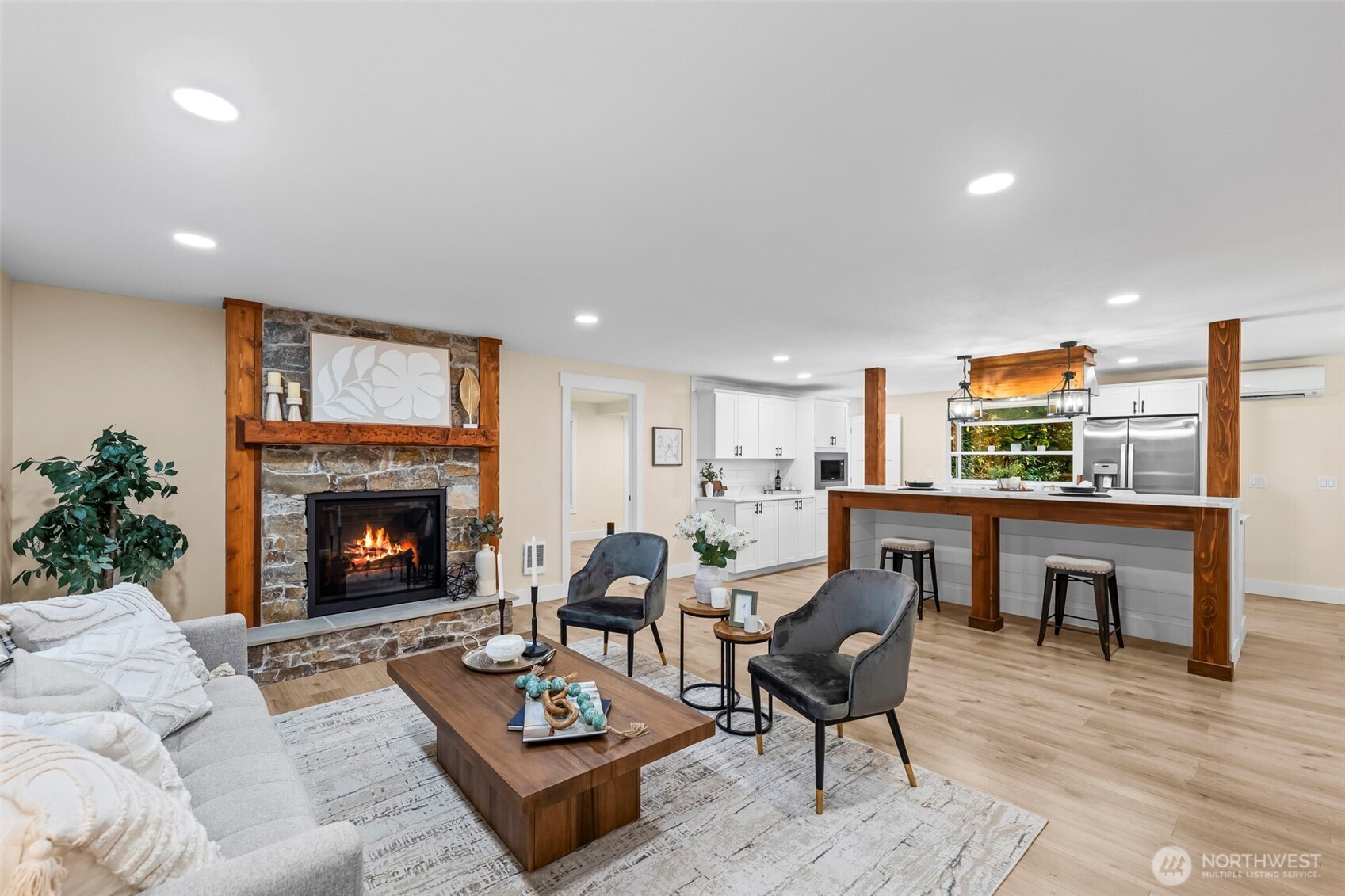 1037 9th Avenue , Fox Island, WA 98333