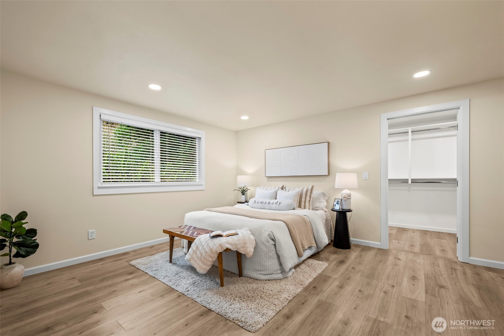 1037 9th Avenue , Fox Island, WA 98333